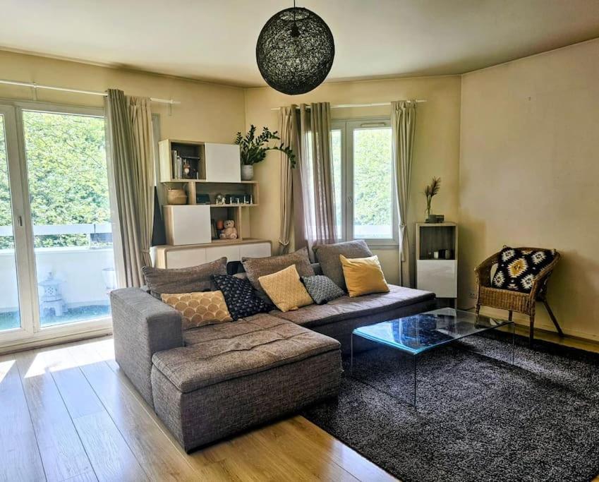 Appartement Spacieux Silencieux Lognes Luaran gambar